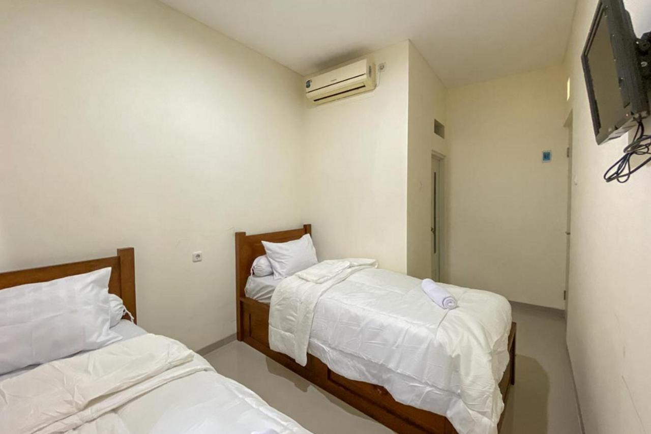 Nipa Guest House Near Universitas Widyagama Mitra Reddoorz Blimbing  Εξωτερικό φωτογραφία